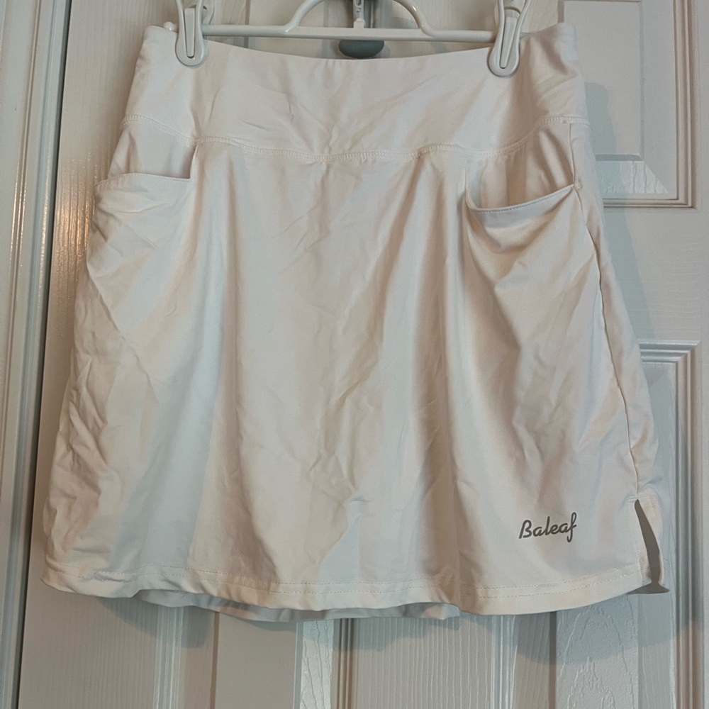 Baeleaf High Waisted Tummy Control Pleated Golf / tennis Skorts for Woman small